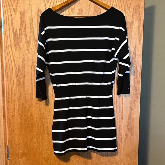 White House Black Market Black and White Striped Tunic - Picture 9 of 9